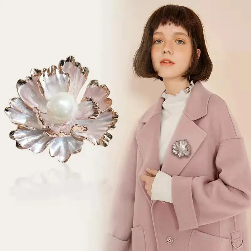 New Vintage  Flower Brooches