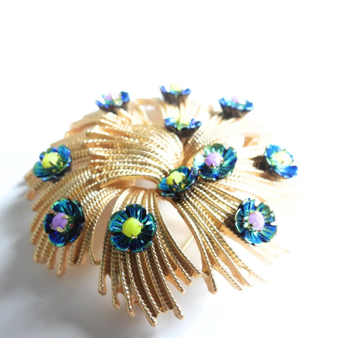 Oversized metal flower brooch