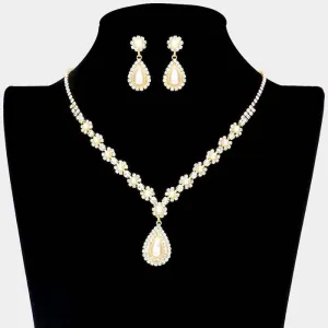 Pearl Centered Flower Rhinestone Gold Necklace Set