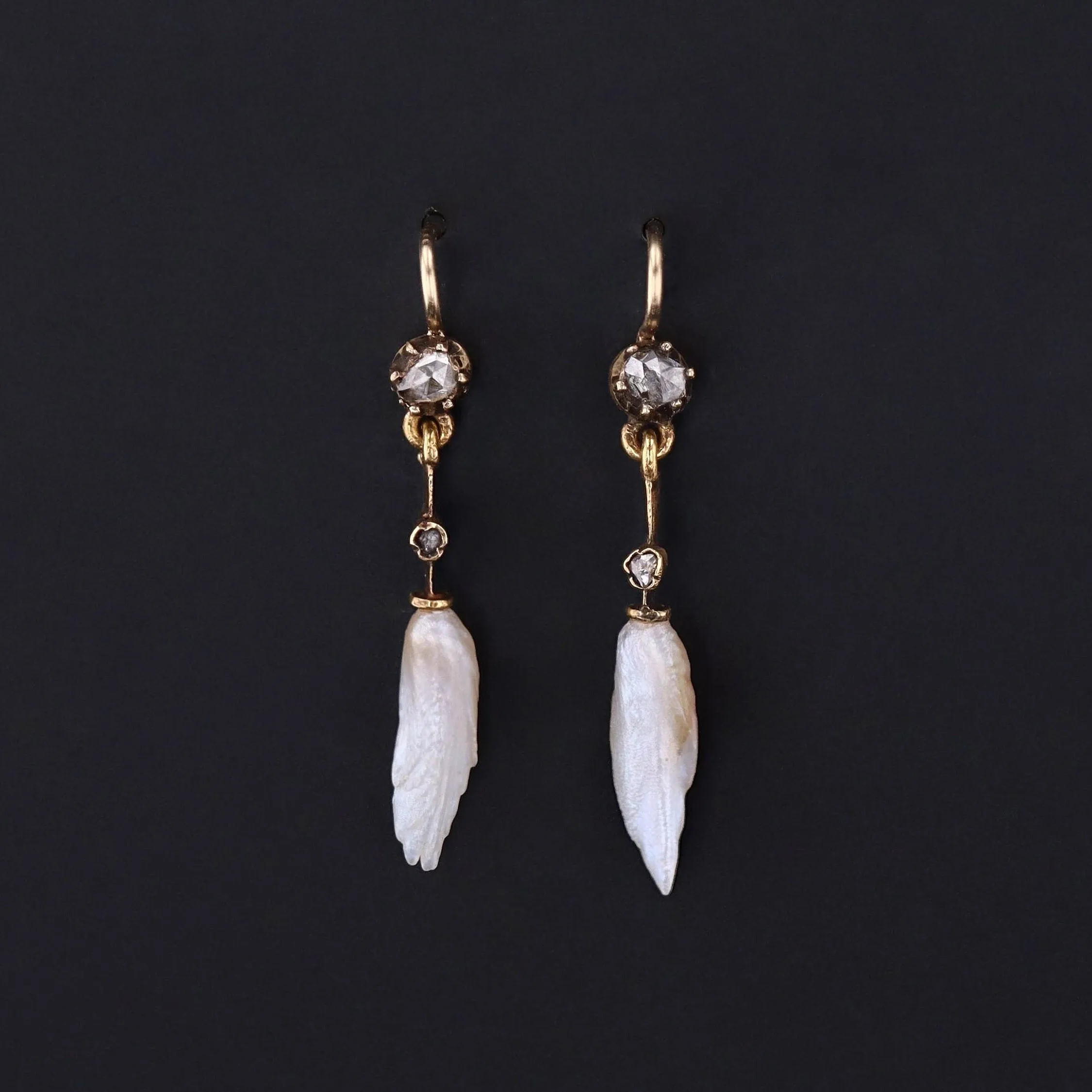 Pearl Earring | Dogtooth Pearl Earrings