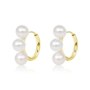 PEARL HUGGIE EARRING