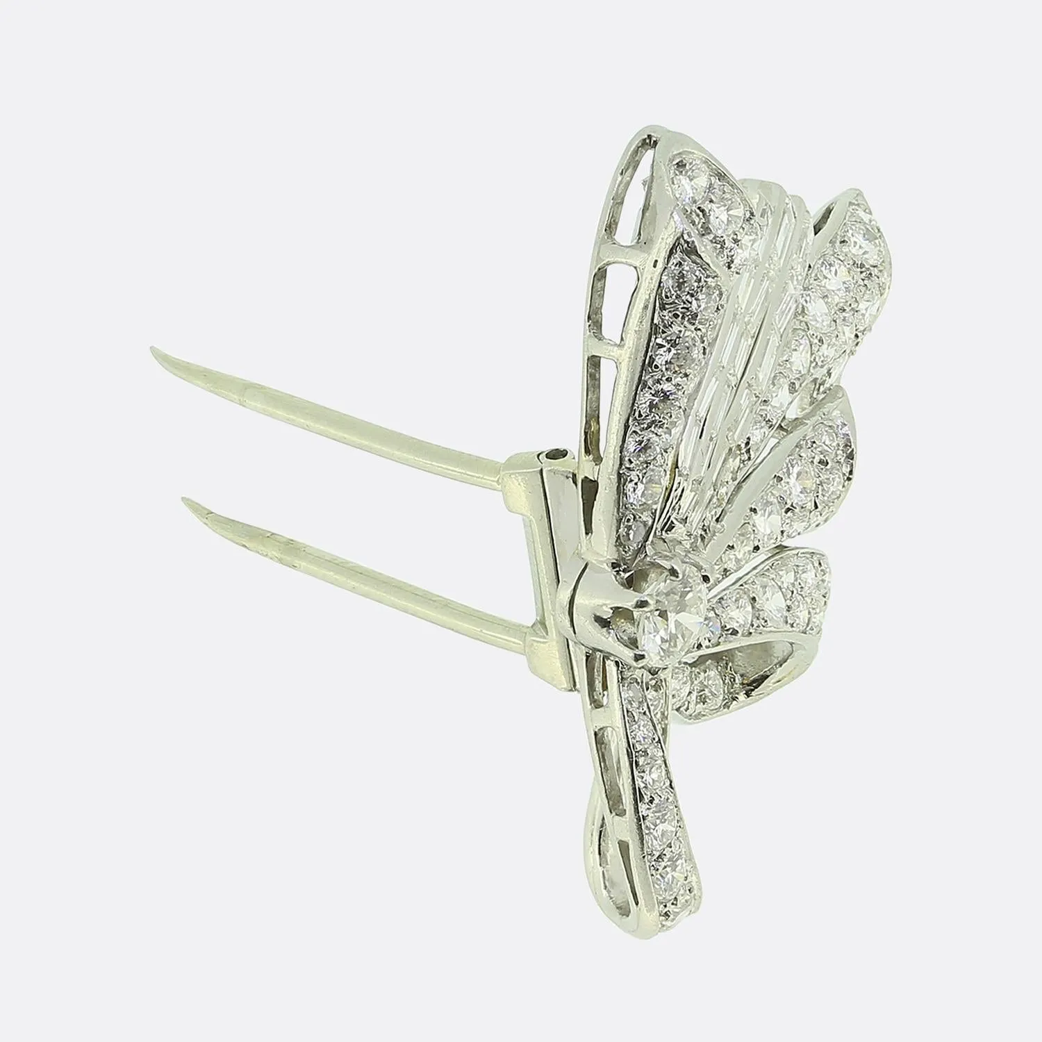 Retro Multi Diamond Ribbon Brooch