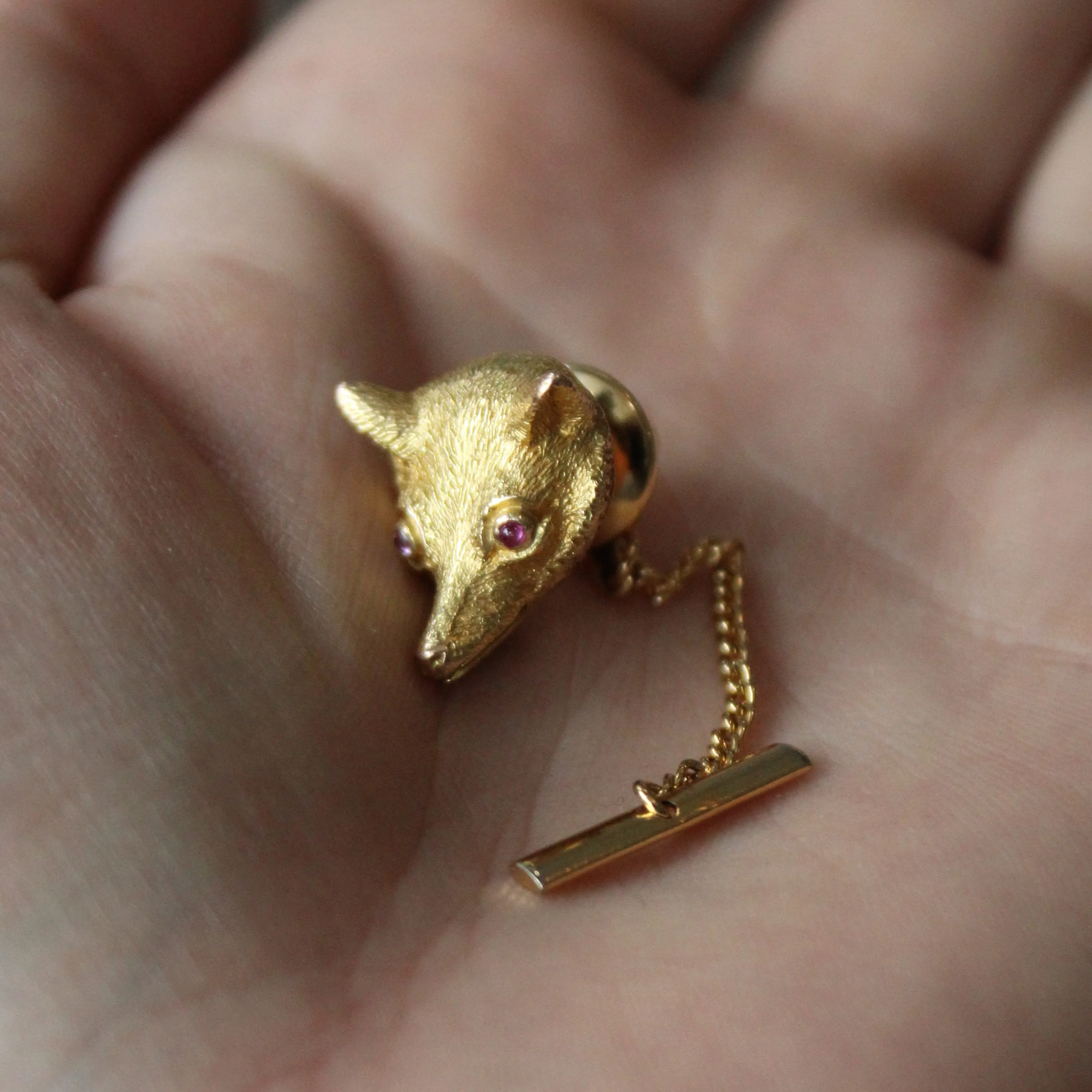 Ruby Fox Head Pin | 0.04ctw
