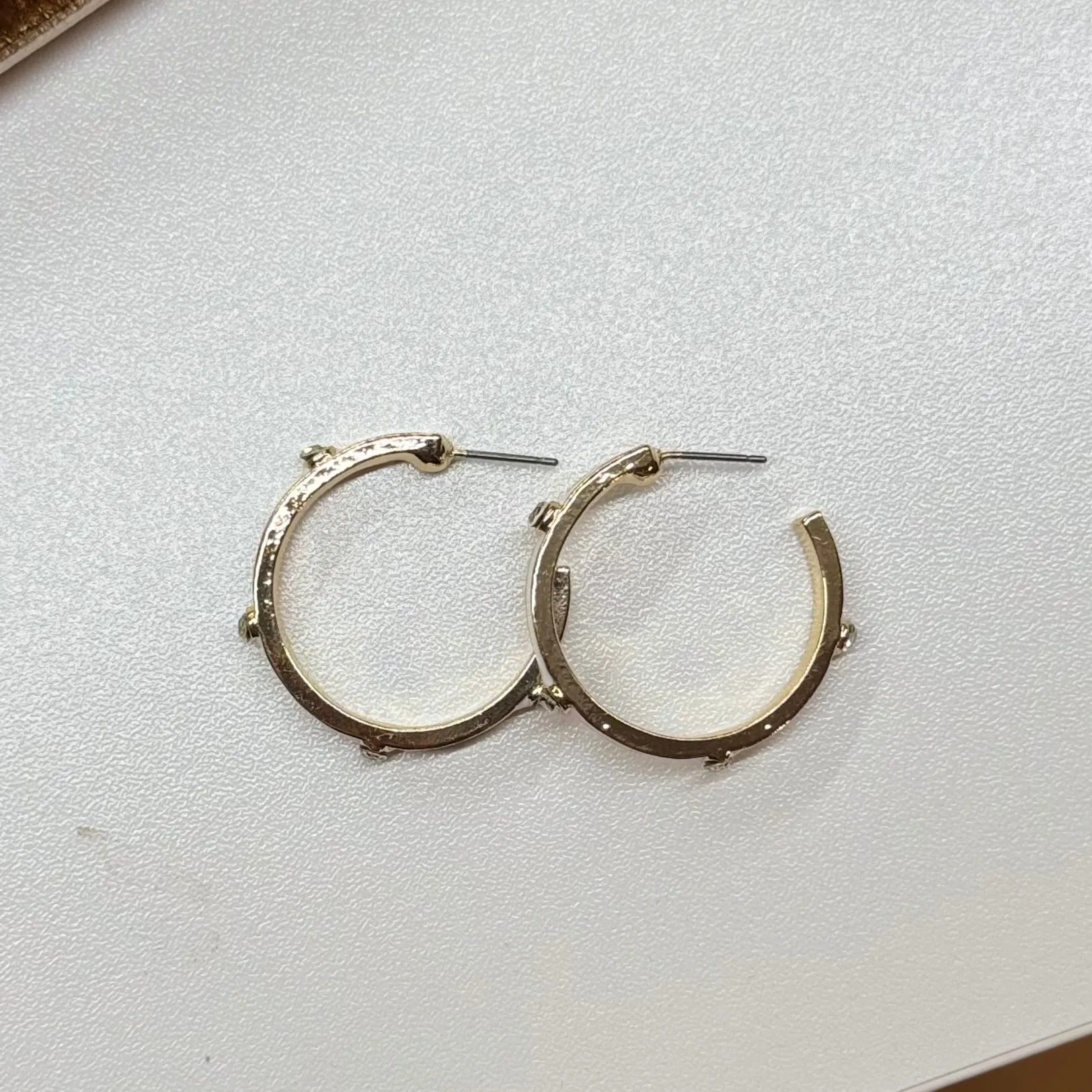 Show Me The Color! White Enamel Earrings