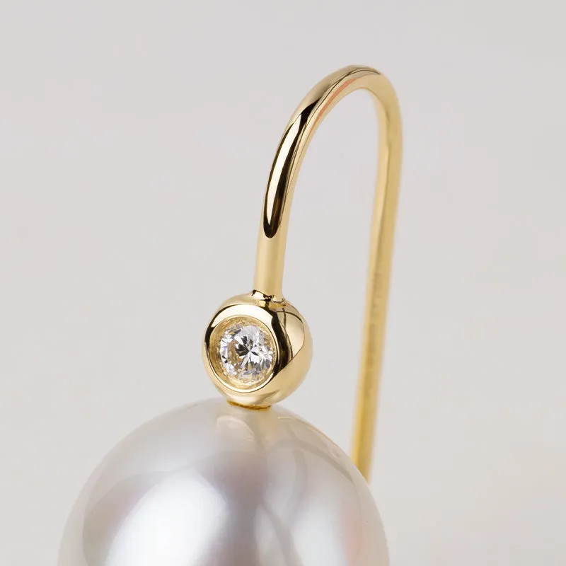South Sea Pearl 18K Gold Thread Diamond Earrings