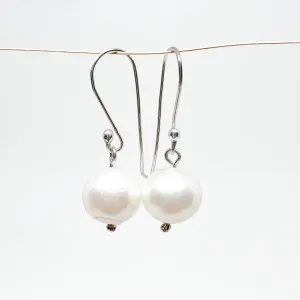 Sterling silver Earrings with freshwater pearls