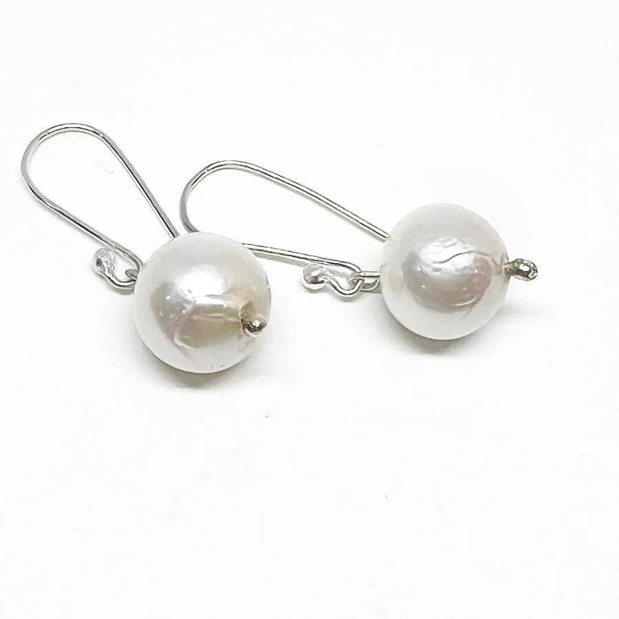Sterling silver Earrings with freshwater pearls