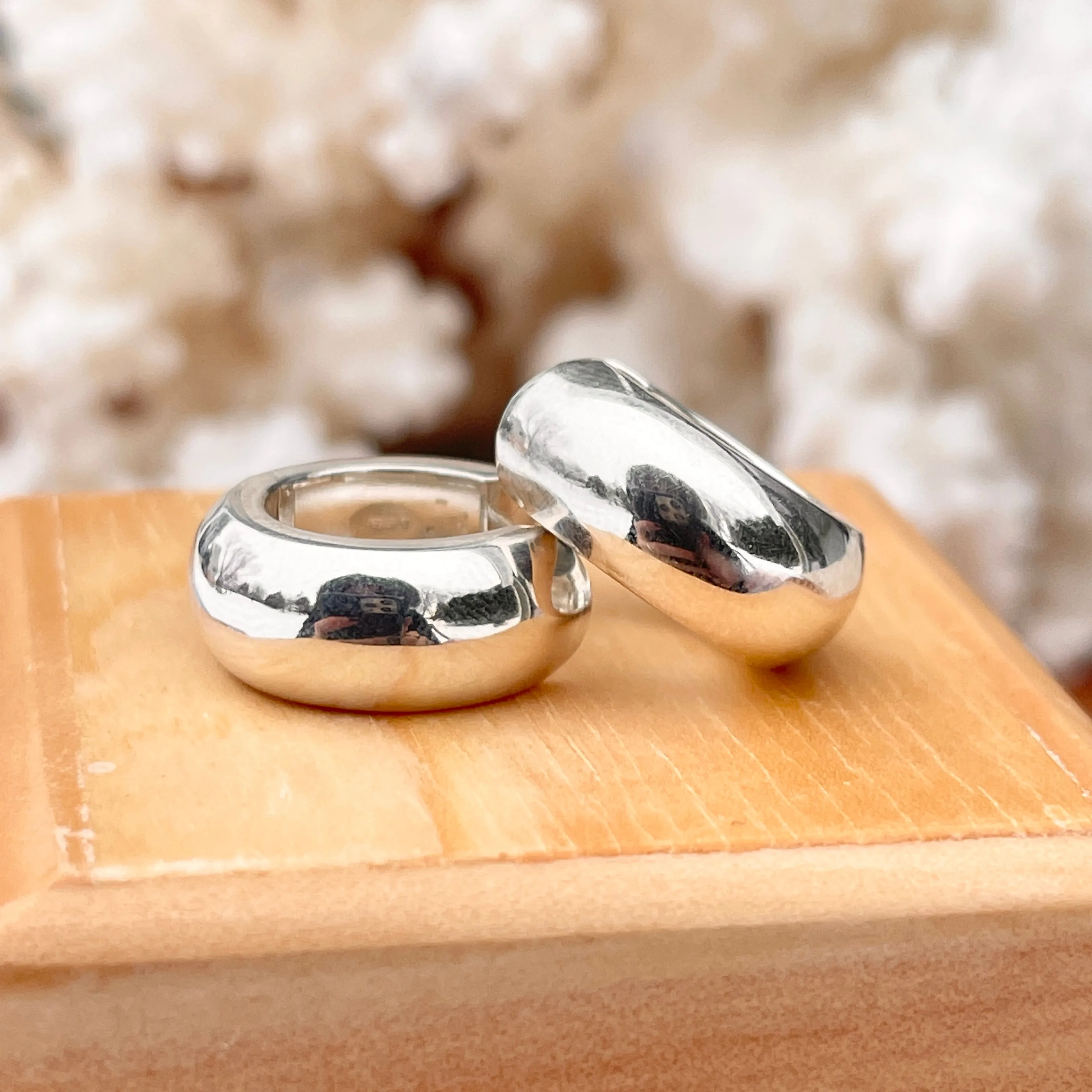 Sterling Silver Polished 7mm Huggie Hoop Hinged Earrings 16mm