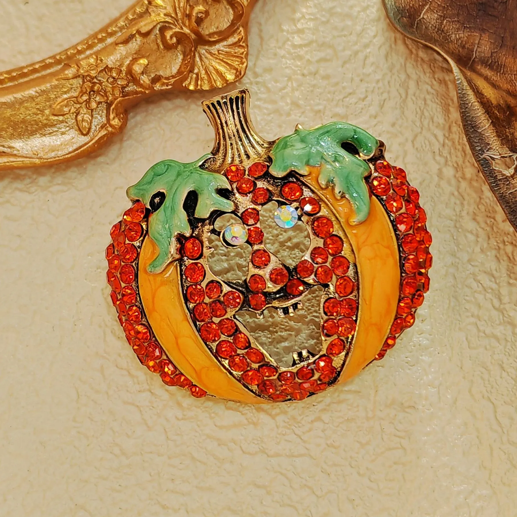 Stunning Enamel & Crystal Scary Pumpkin Brooch Pin Halloween Festival Jewelry