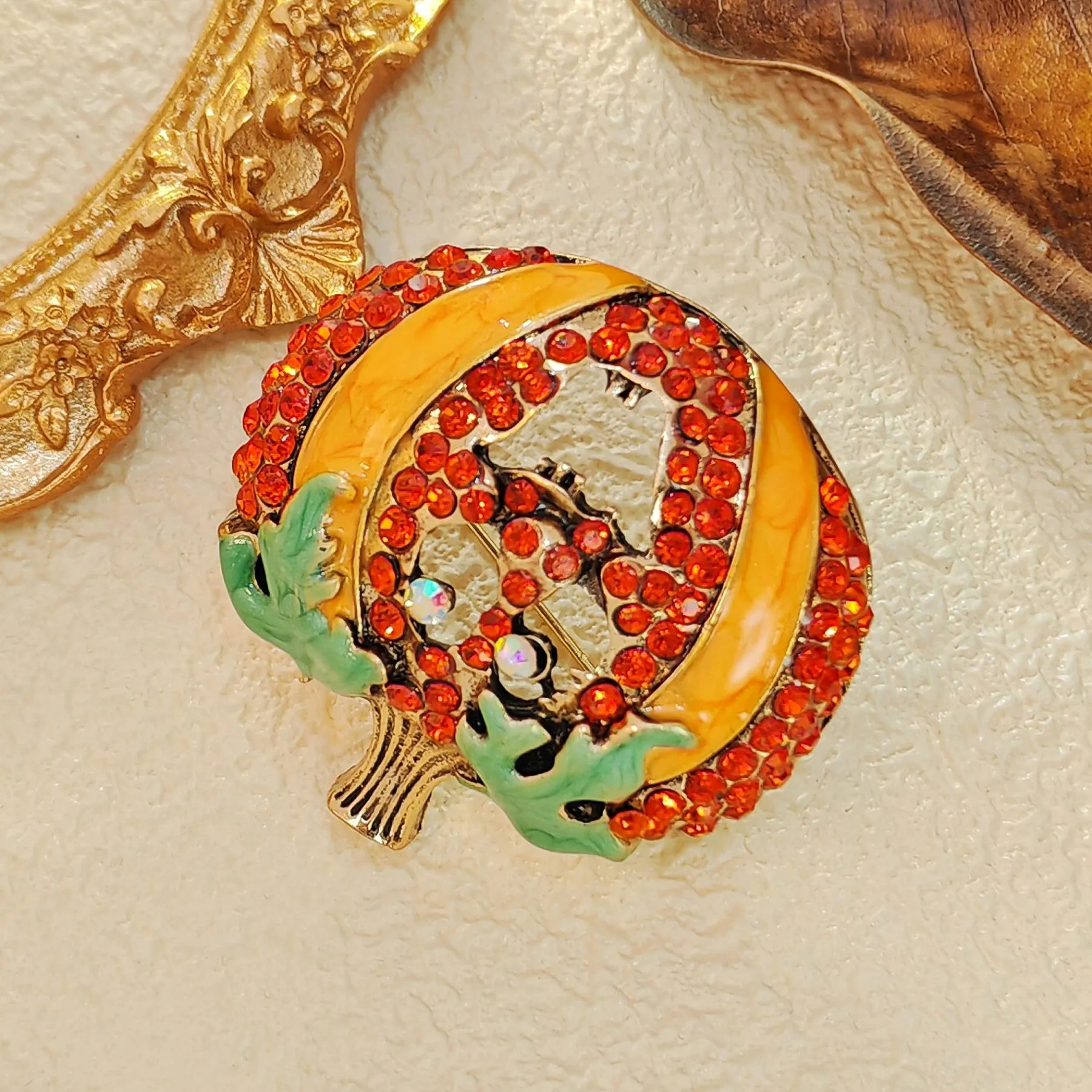 Stunning Enamel & Crystal Scary Pumpkin Brooch Pin Halloween Festival Jewelry