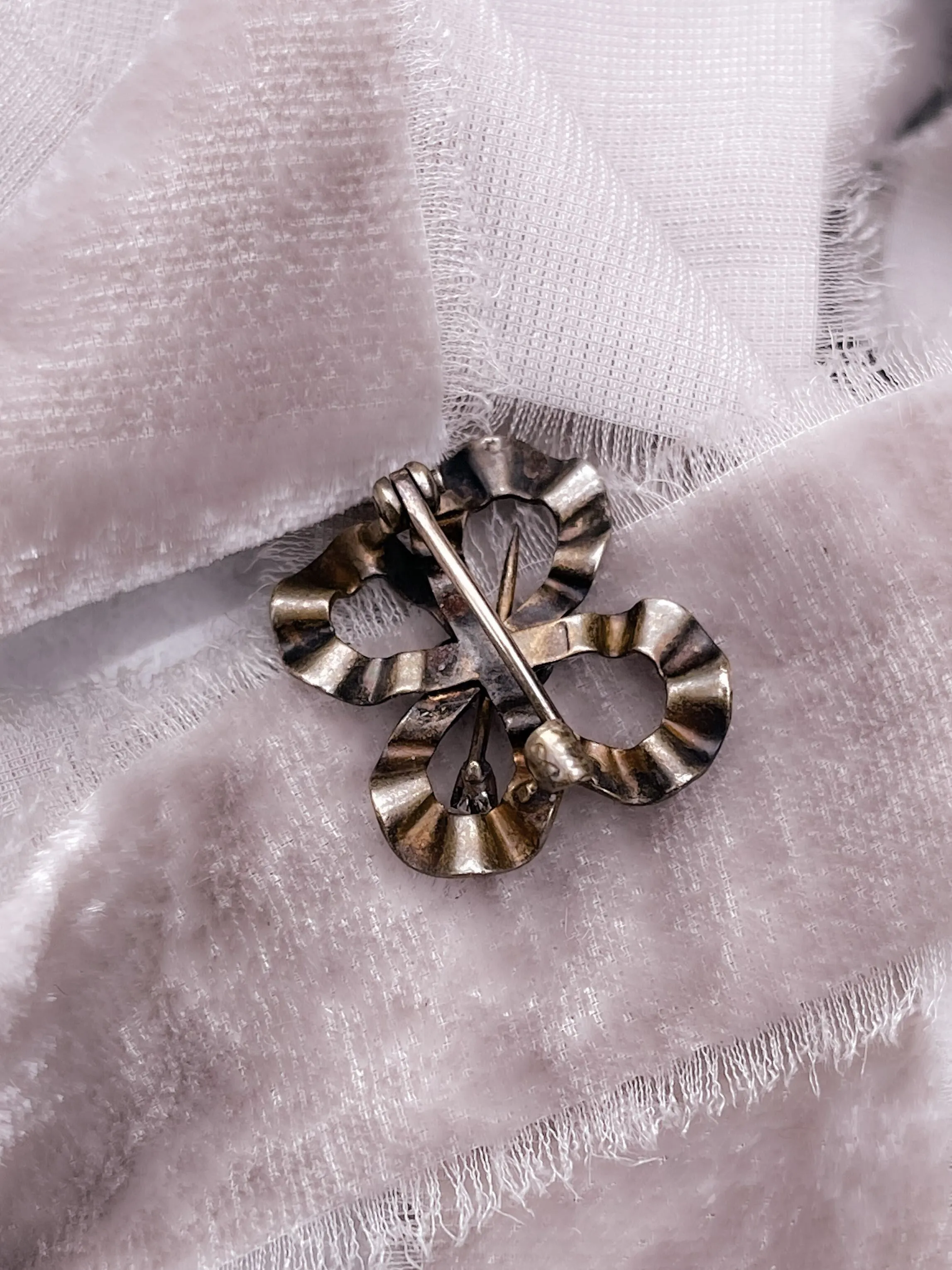 Stunning Forget-Me-Not Enameled Bow in 14k