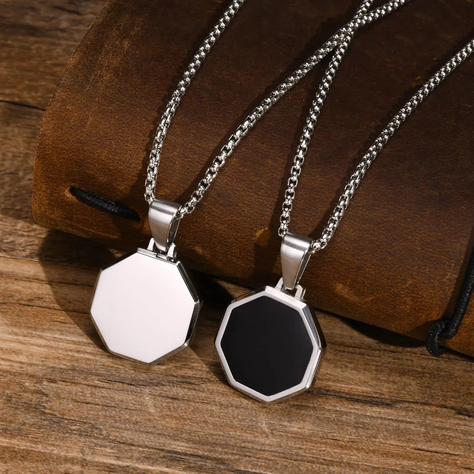 Stylish Gold Color Mens Geometric Square Necklaces