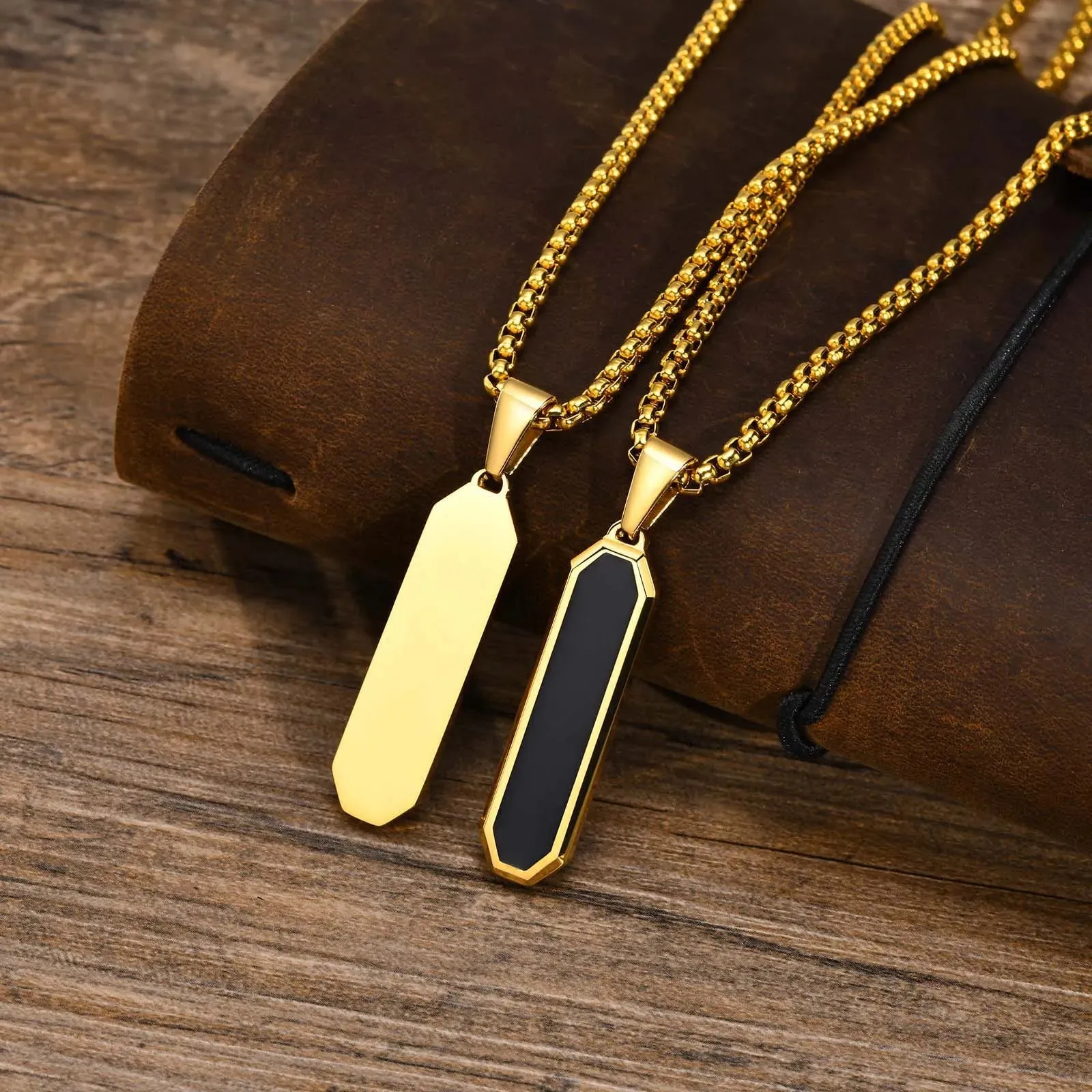 Stylish Gold Color Mens Geometric Square Necklaces