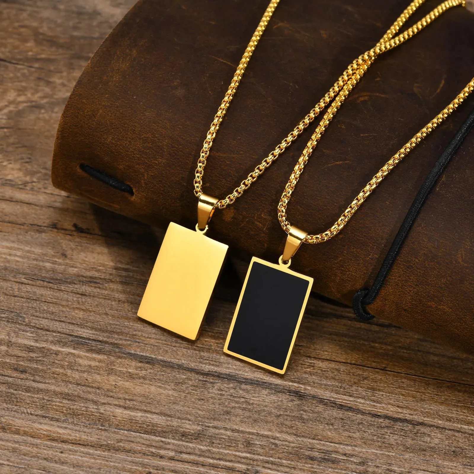 Stylish Gold Color Mens Geometric Square Necklaces