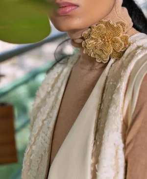 the gilded flower brooch