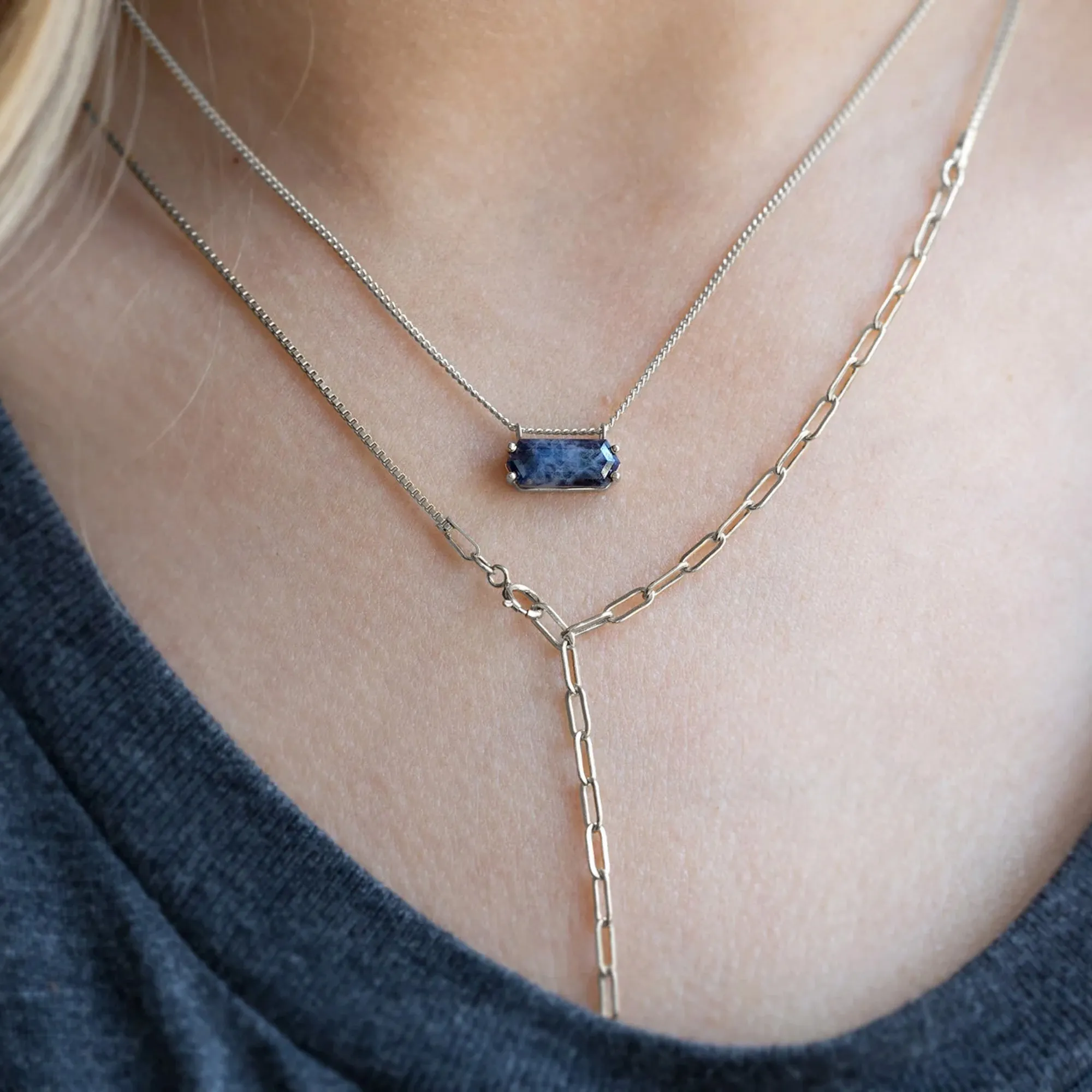 The Raw Sapphire Hexagon Necklace | Sterling Silver