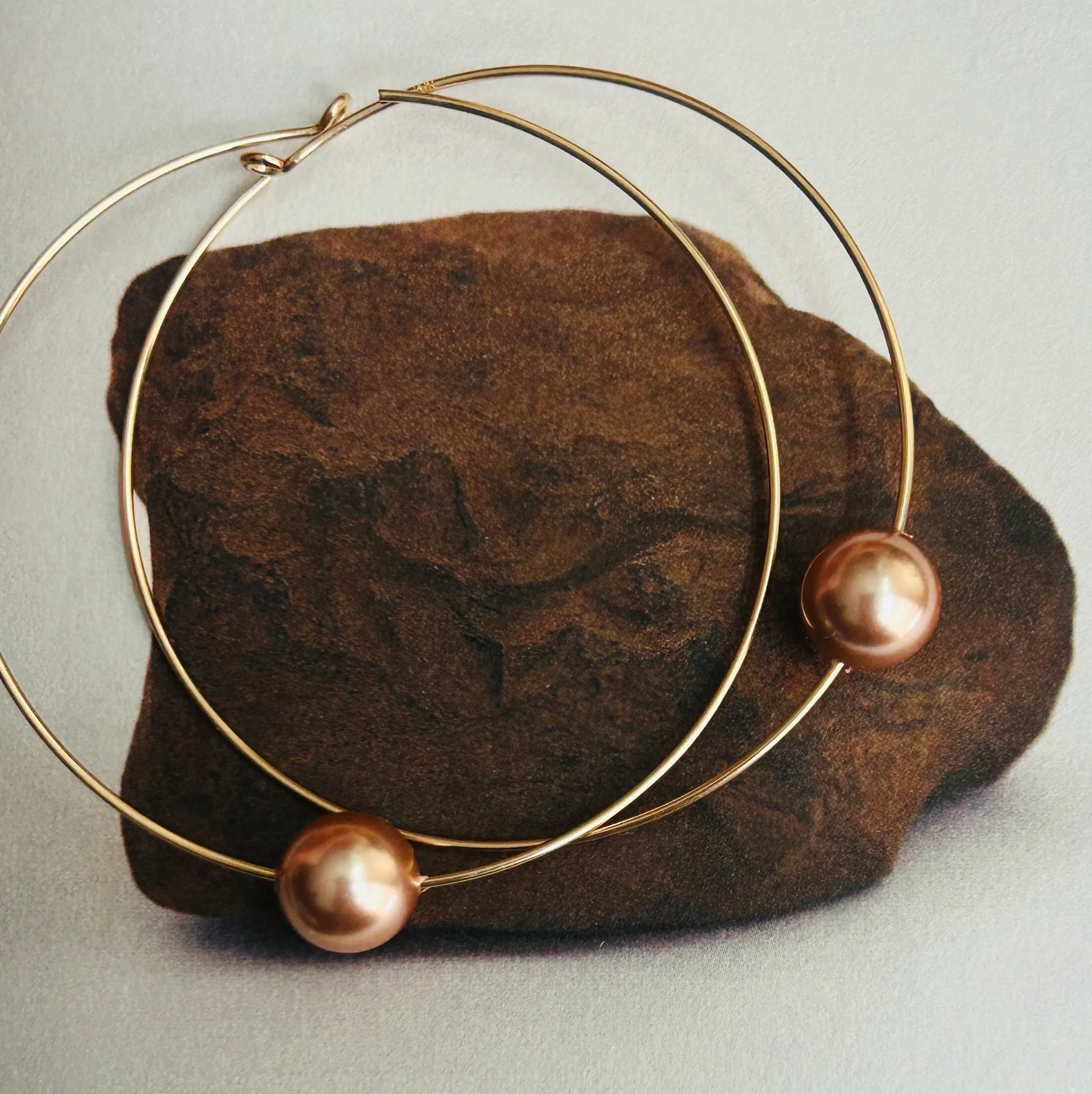 Thin Hoop with Swarovski Pearl