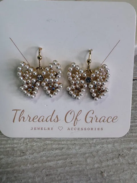 Tied in Pearls