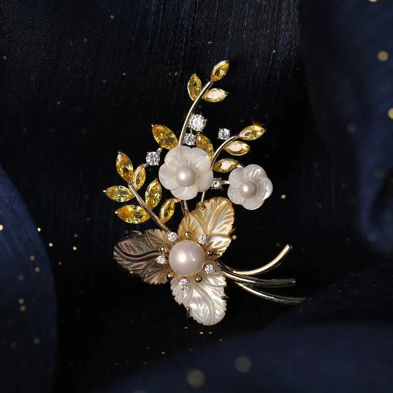 Tri-Color Seashell & Pearl Flower Brooch – Copper Zircon Floral Pin