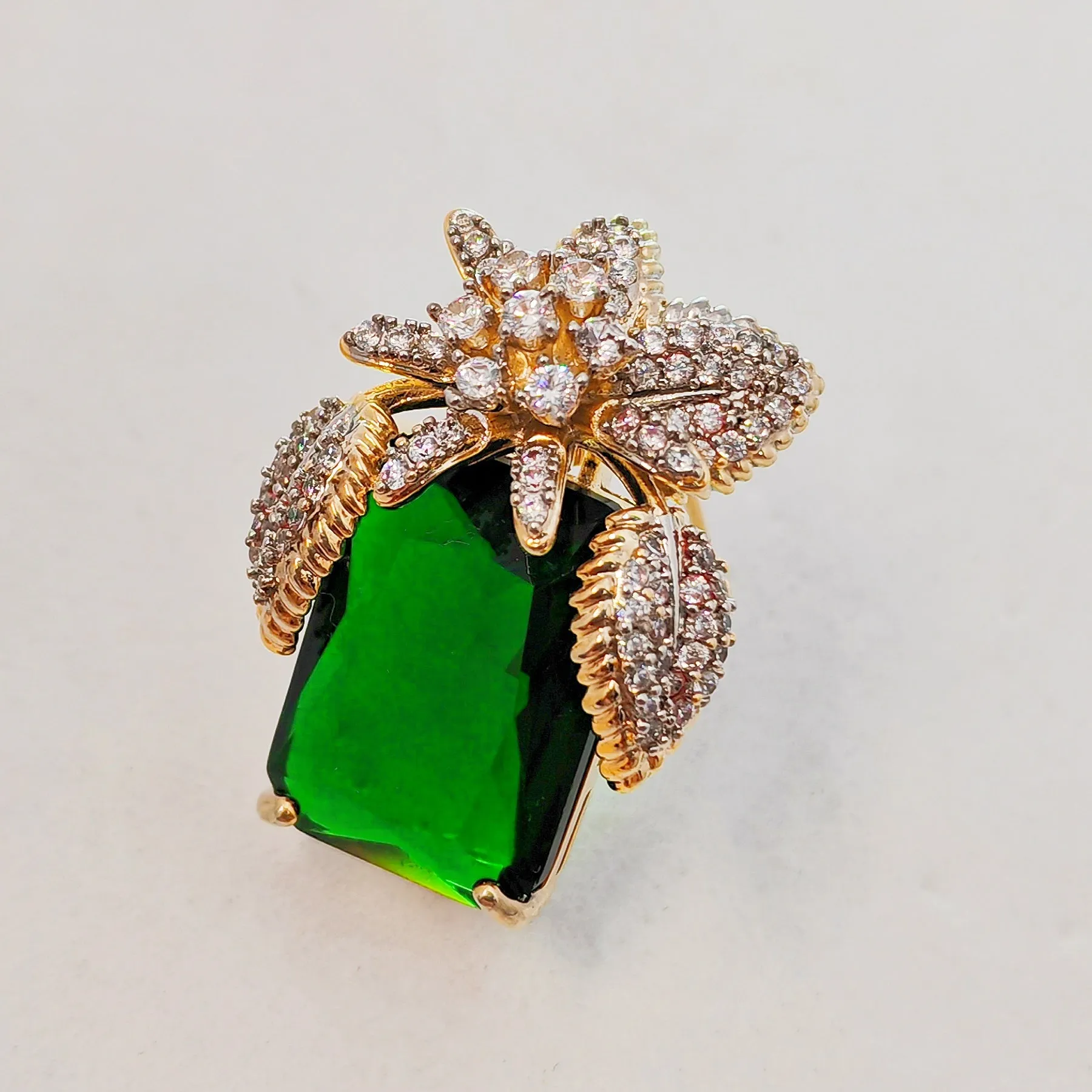 Vase-Shaped Brooch with Gold Tone Flower Design – Transparent Simulated Zircon Stamen and Green Square Center Stone – Elegant Square Pin for Women