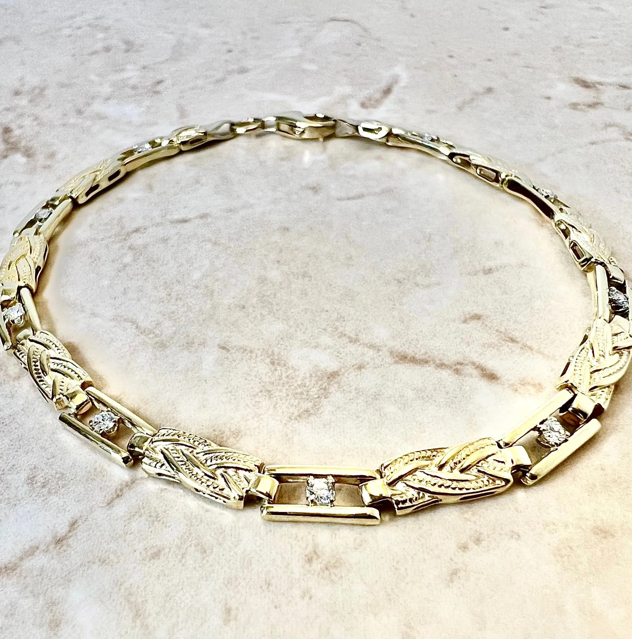Vintage 14 Karat Yellow Gold Diamond Bracelet