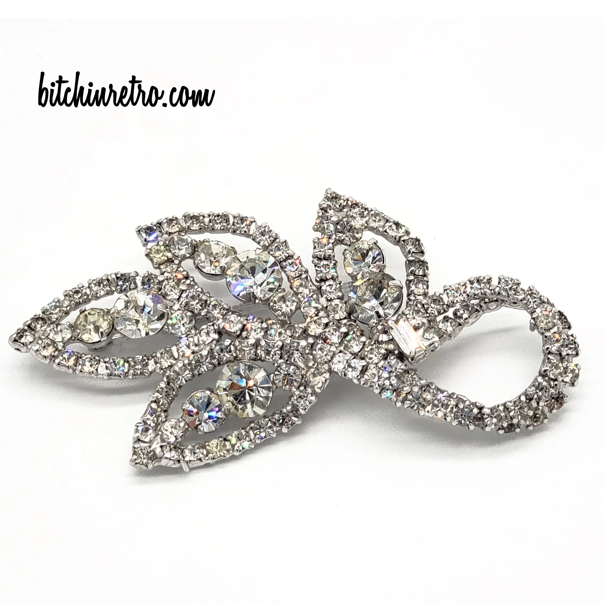 Vintage Rhinestone Brooch With Amazing Sparkle and Size