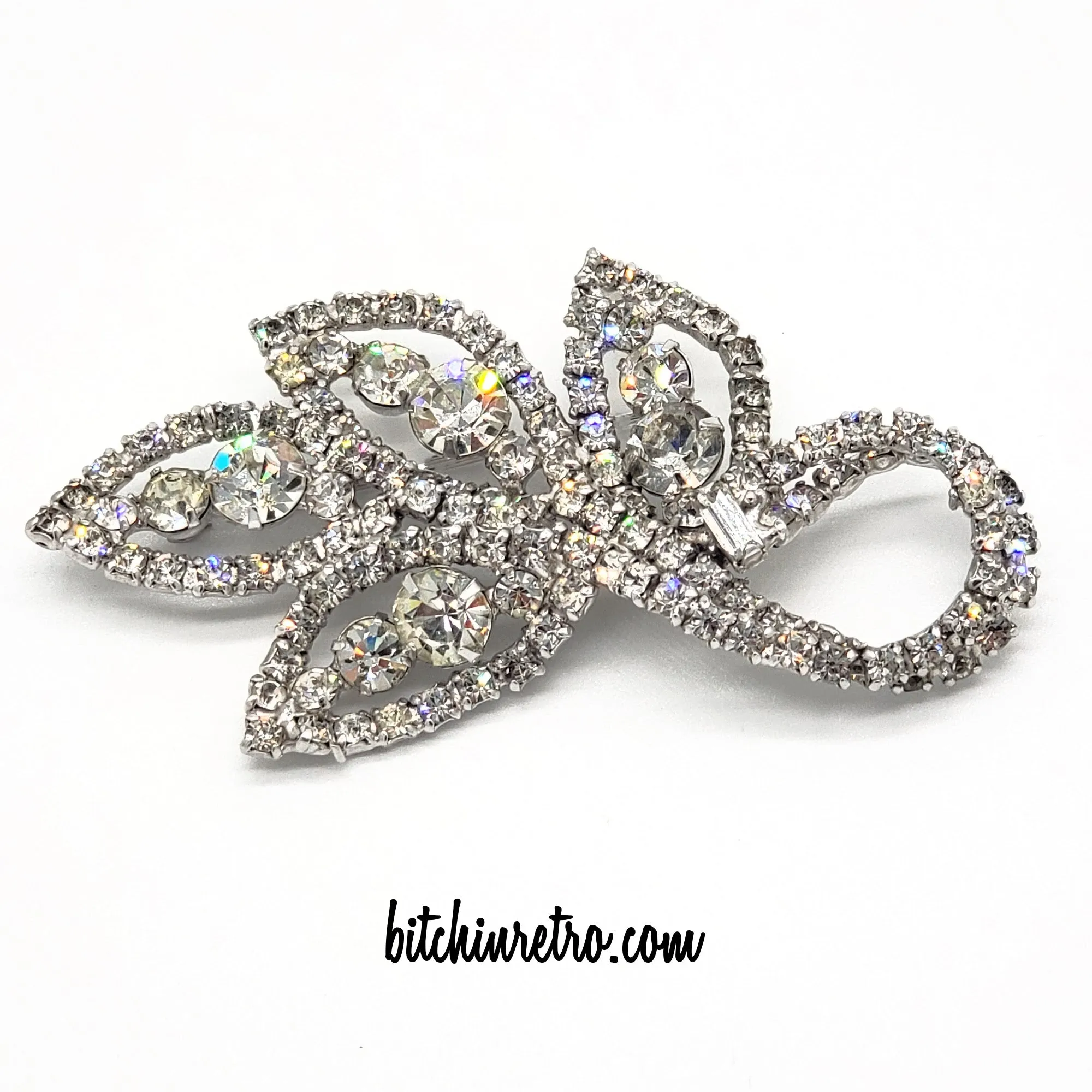 Vintage Rhinestone Brooch With Amazing Sparkle and Size
