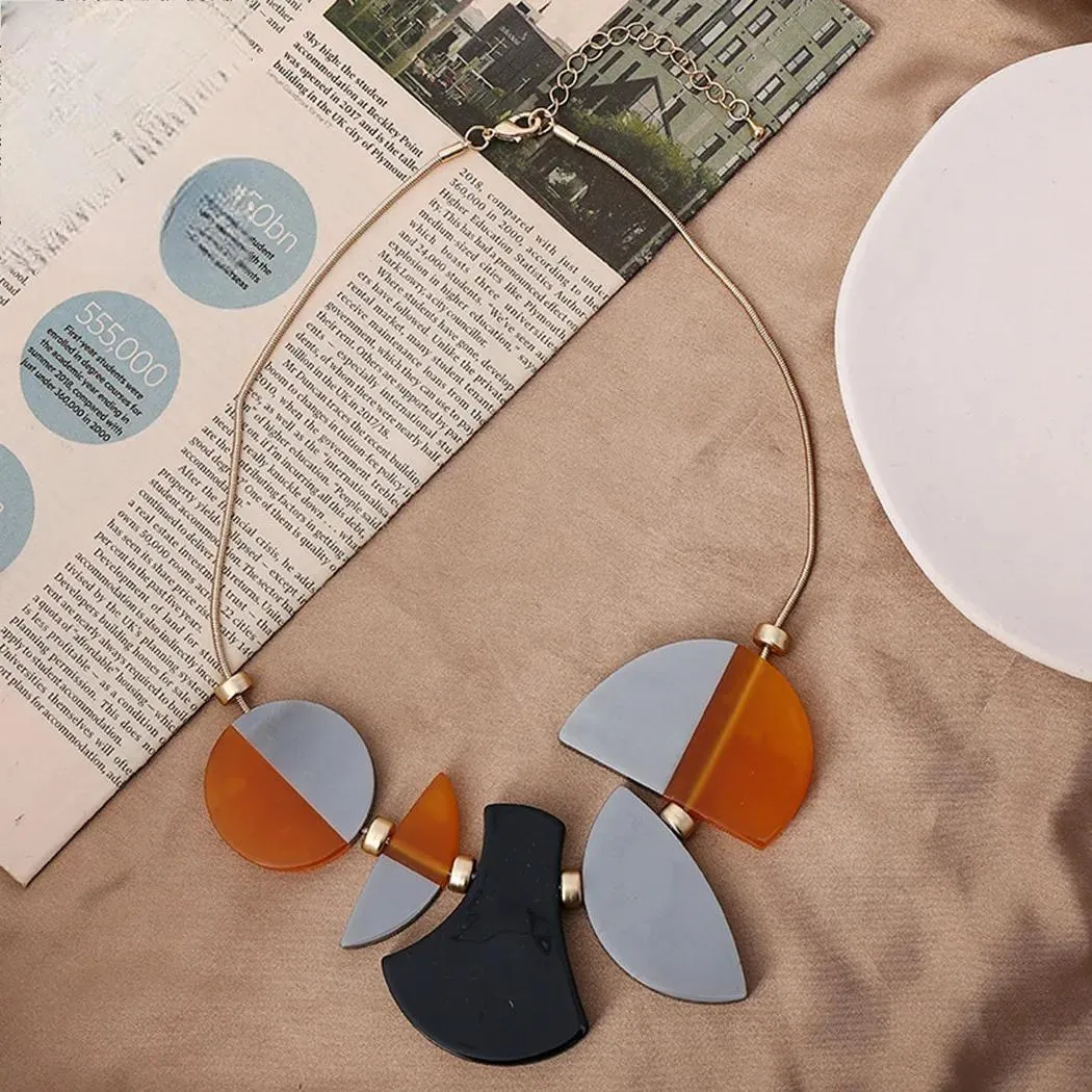 Vintage Statement Collares Necklace Geometric Suspension Pendants Goth Jewelry for Women