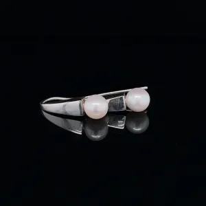 White Pearl Earrings - Straight