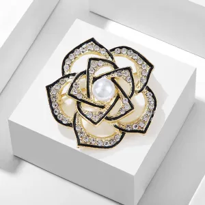XSB044 - White Floral Brooch